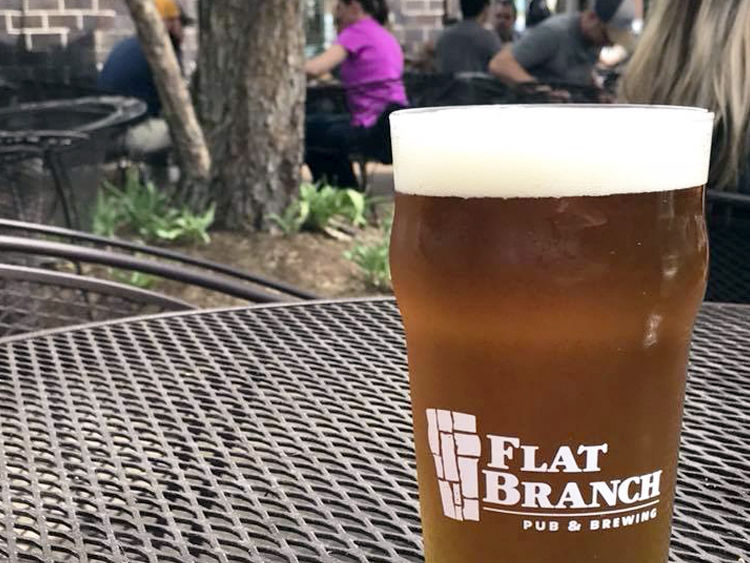 Outdoor Dining: Flat Branch Pub & Brewing